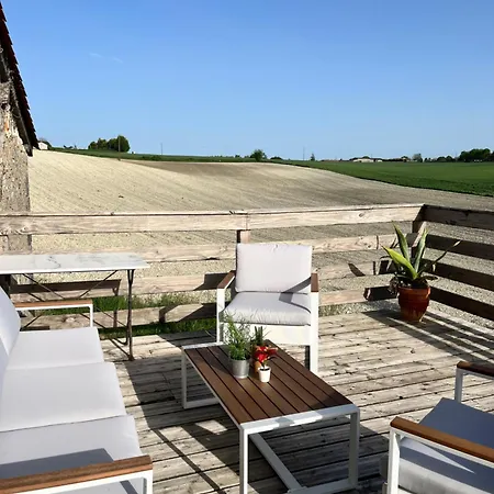 Holiday home Charmante Maison A La Campagne Bertric-Buree